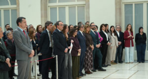 El Parlament reafirma el compromís amb el feminisme i diu que rebutjarà “frontalment” l’extrema dreta que el “qüestiona”