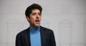 Els Comuns demanen al Govern més mesures energètiques i ajudes al lloguer per fer front a la guerra a l’Iran