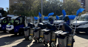 L’Hospitalet dobla el servei de neteja de carrers i es dota d’inspectors per controlar l’incivisme amb la brossa