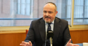 Fernández (PPC): “Illa és un marxista amb corbata”