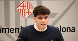 Tres de cada deu joves de Barcelona no parlen mai en català i l’ús de la llengua es desploma des del 2015