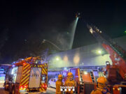 Estabilitzat un incendi en una empresa amb risc químic de Mollet del Vallès i que ha obligat a tallar l’AP-7