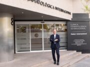 Ricardo Ruiz presenta una guia pràctica per cuidar la pell i viure millor